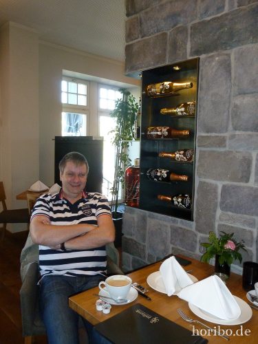 HR-15-04-22-09-32-32-1020698