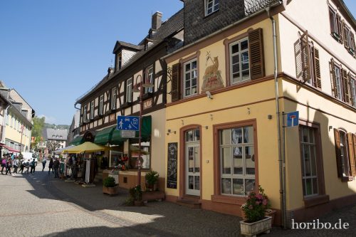 HR-15-04-23-11-13-47-4480