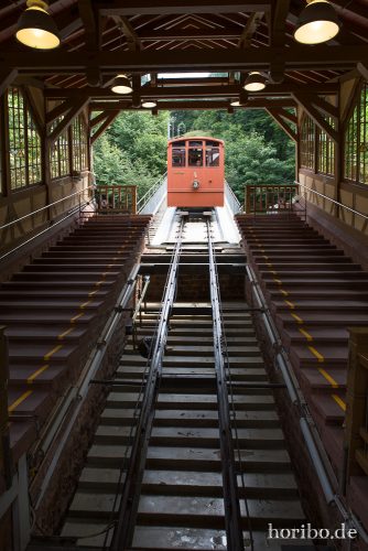 HR-15-06-27-13-19-17-1553