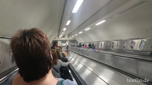 HR-16-10-01-15-09-36-0186