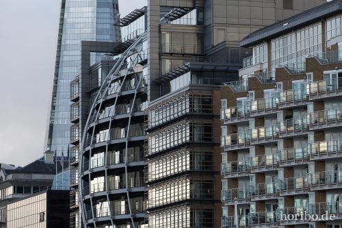 HR-16-10-01-17-53-10-1998