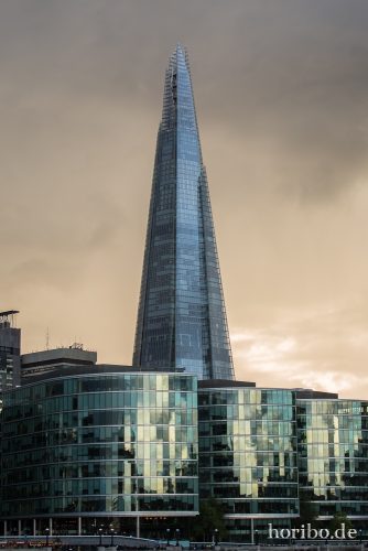 HR-16-10-01-18-00-56-2025