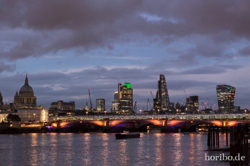 HR-16-10-01-19-54-33-2055