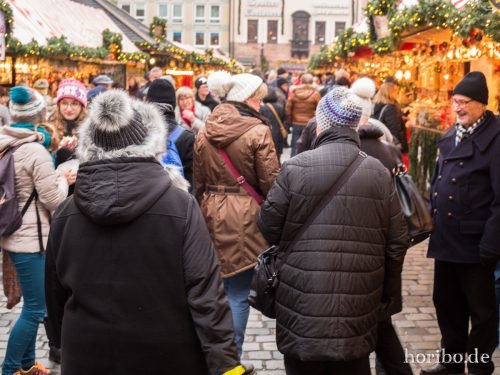 HR-16-12-06-15-30-50-3144