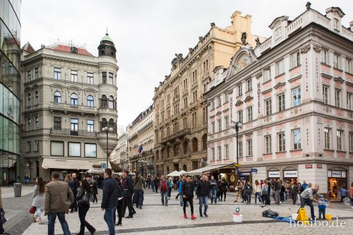 HR-17-05-02-18-10-25-5262