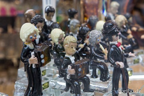 HR-17-05-02-18-20-06-5271