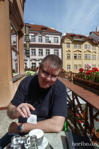 HR-17-05-03-11-20-53-1030566