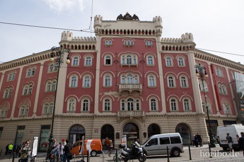 HR-17-05-03-11-42-45-5351