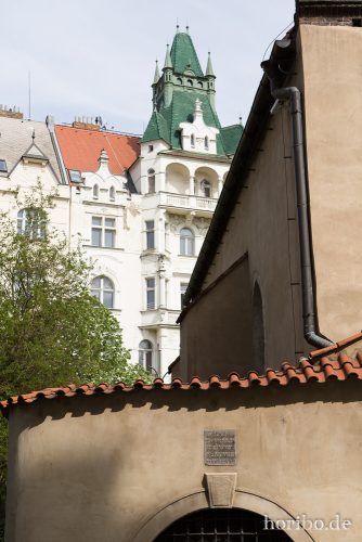 HR-17-05-03-14-46-40-5463