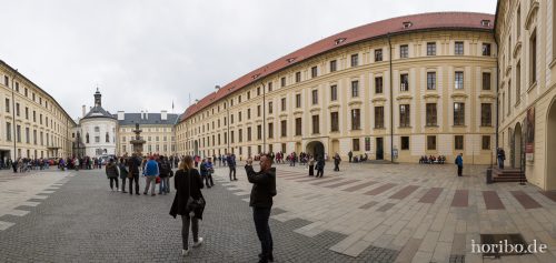 HR-17-05-04-12-13-00-5544-Pano