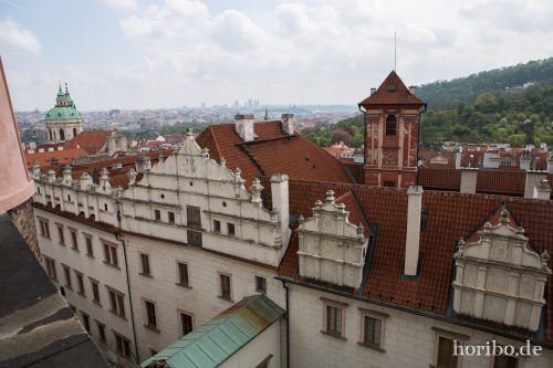 HR-17-05-04-13-21-27-5647