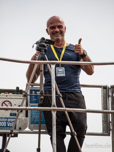 HR-17-06-03-15-19-59-8445