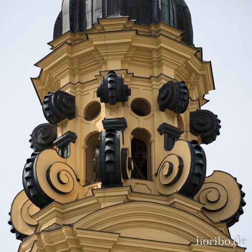 HR-17-06-08-10-45-39-8926