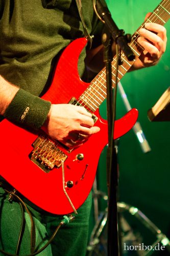 HR-18-05-05-21-18-42-0541