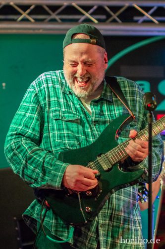 HR-18-05-05-23-20-39-0664