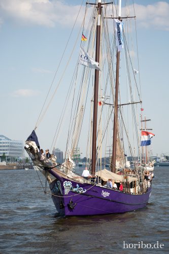 HR-18-05-13-17-25-21-1486