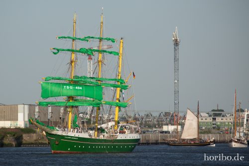 HR-18-05-13-18-23-10-1538