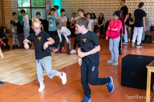 HR-18-06-30-16-16-47-4635