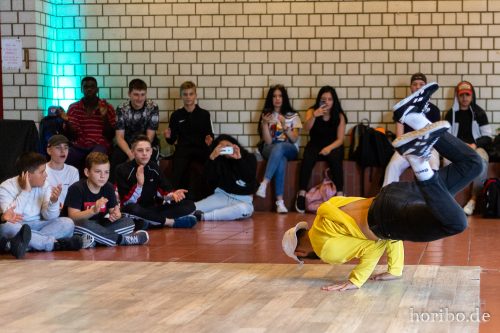 HR-18-06-30-16-25-30-4685