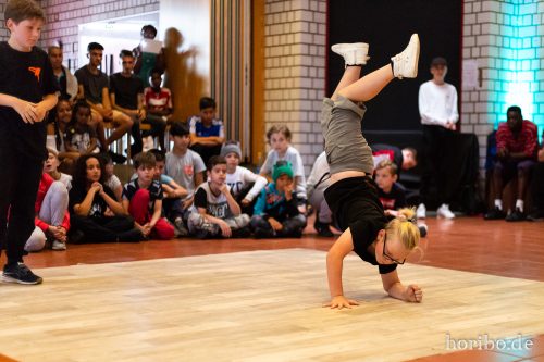 HR-18-06-30-16-34-21-4744