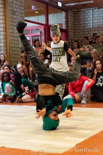 HR-18-06-30-16-40-00-4862