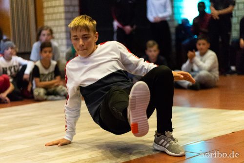 HR-18-06-30-16-54-43-5180