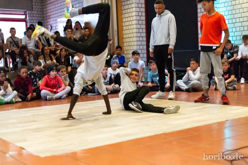 HR-18-06-30-17-43-08-5469