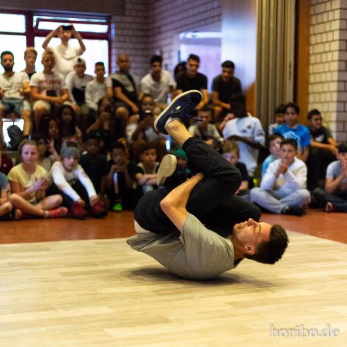 HR-18-06-30-18-32-48-5693