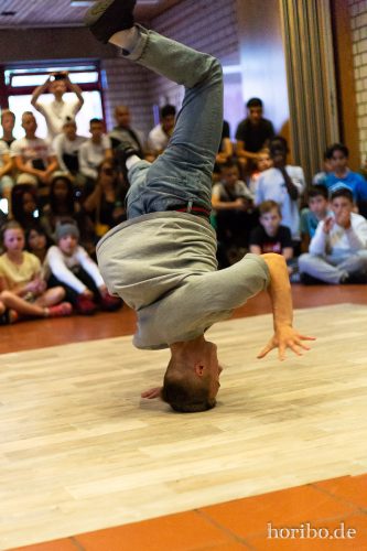 HR-18-06-30-18-33-07-5698