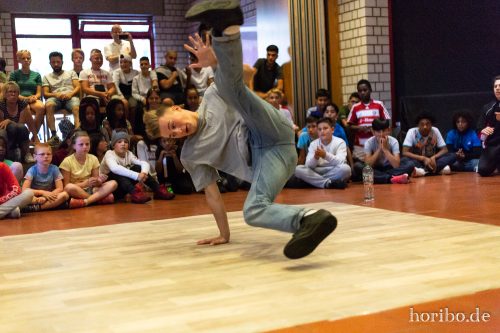 HR-18-06-30-18-35-03-5738