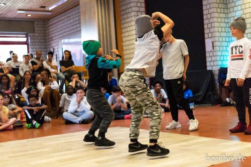 HR-18-06-30-18-43-06-5862