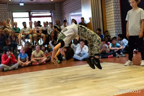 HR-18-06-30-18-43-29-5874