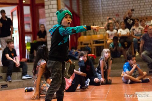 HR-18-06-30-18-43-34-5878