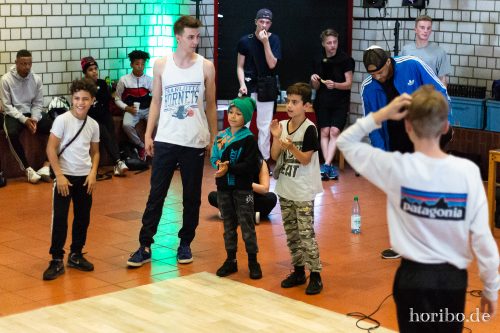 HR-18-06-30-18-52-31-5956