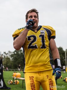 HR-14-09-07-17-49-21-8715