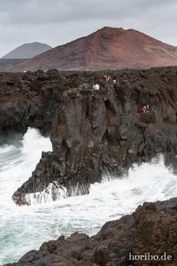 HR-14-11-27-15-30-12-1742