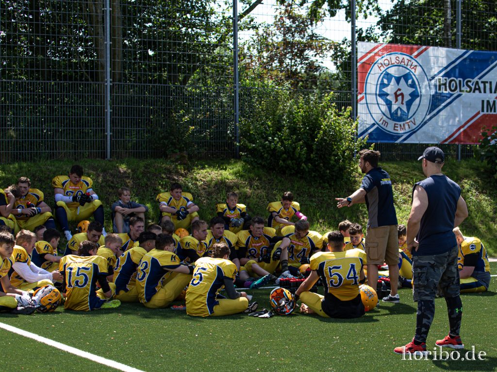 HR-19-06-22-13-09-15-8107