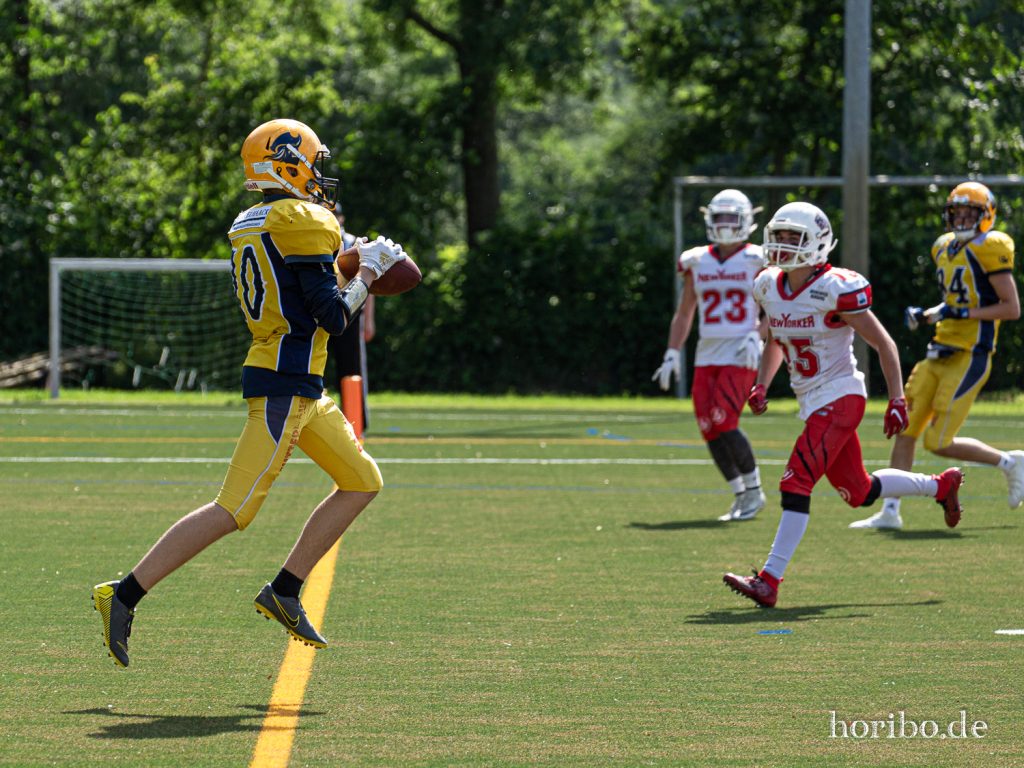 HR-19-06-22-16-55-45-8887