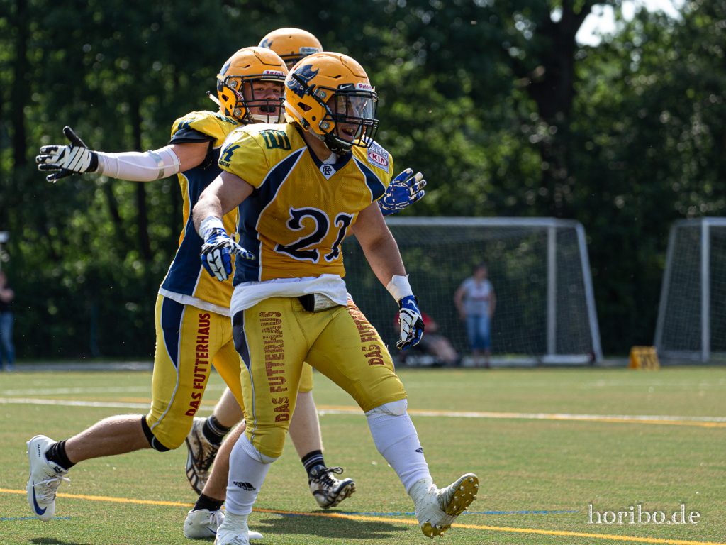 HR-19-06-22-17-43-04-8932