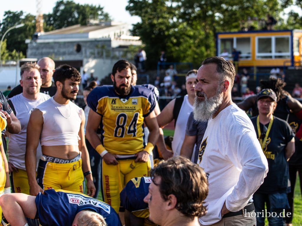 HR-19-08-03-20-18-11-1990