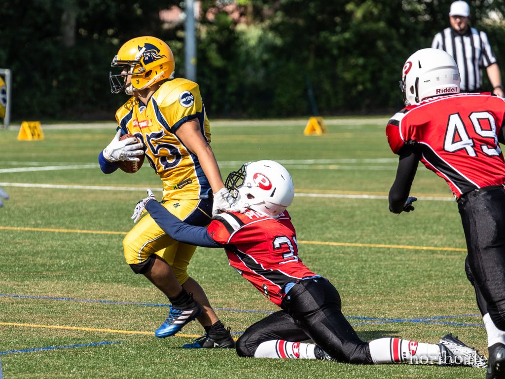 HR-19-08-25-12-04-03-3727