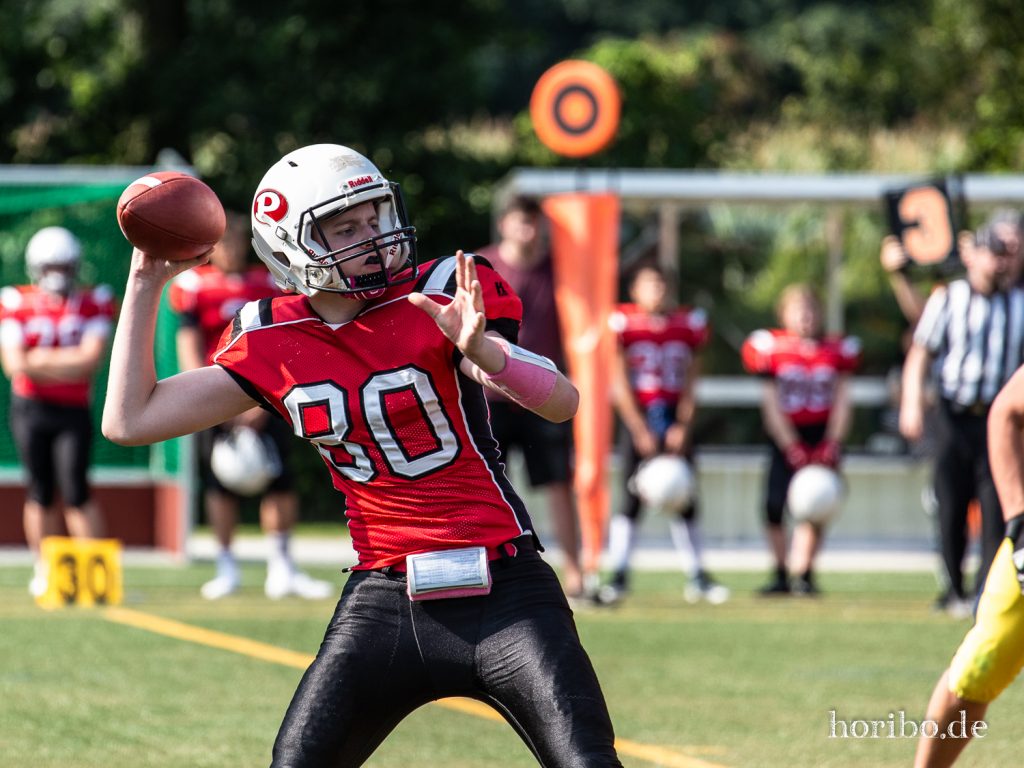 HR-19-08-25-12-18-17-3827