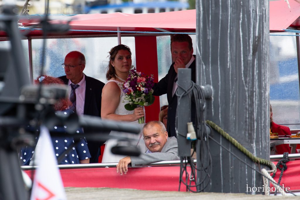 HR-19-06-06-15-37-37-6783