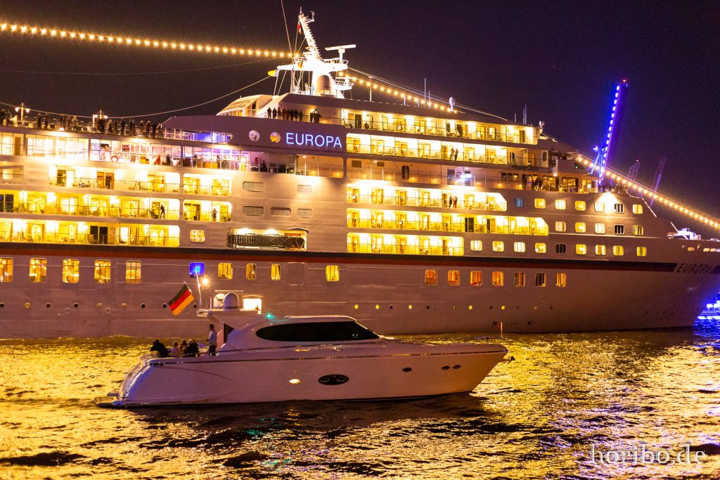 HR-19-09-14-22-51-37-6854