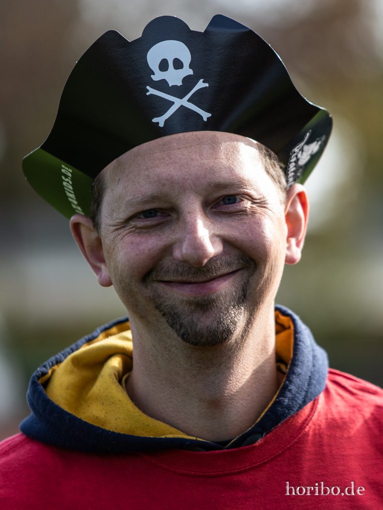 HR-19-10-26-15-29-27-8044