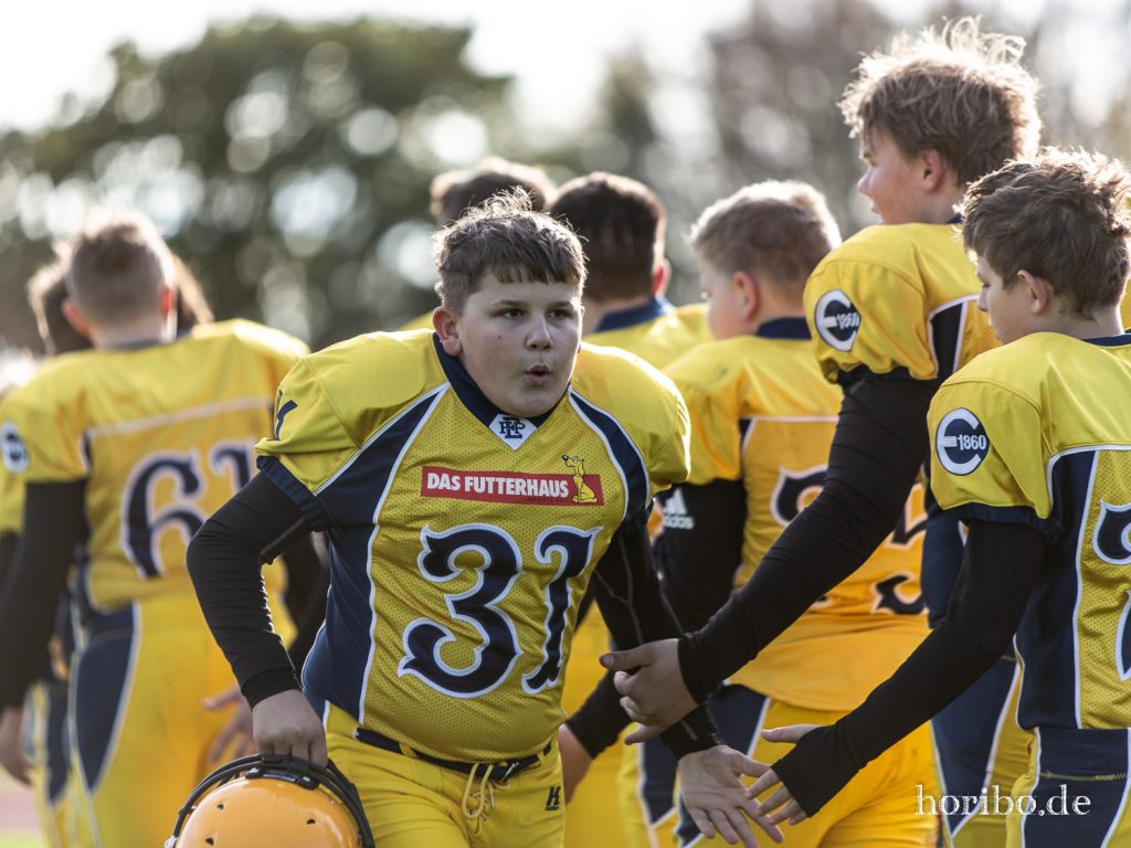 HR-19-10-26-15-40-27-8123