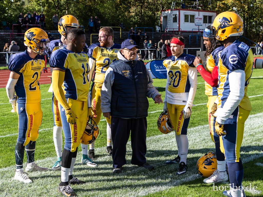 Pirates_vs_Panther_191005-003