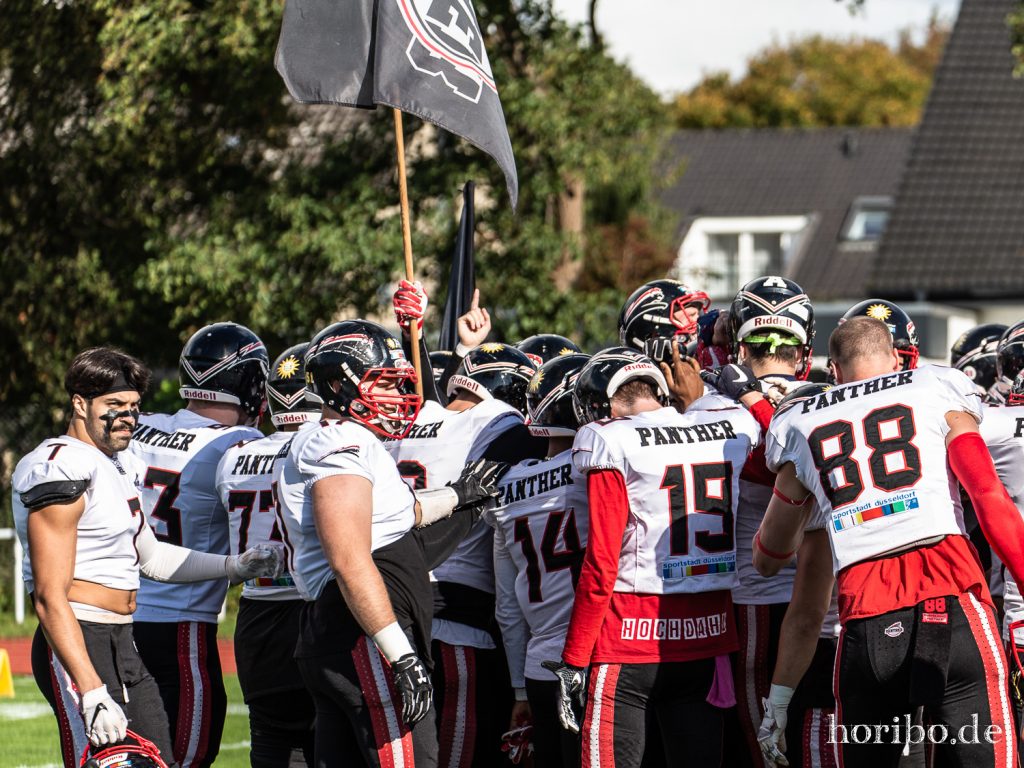 Pirates_vs_Panther_191005-021