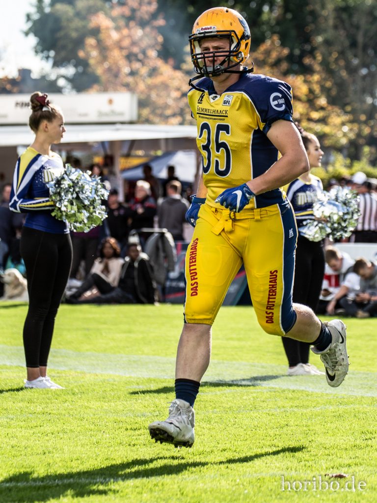 Pirates_vs_Panther_191005-031