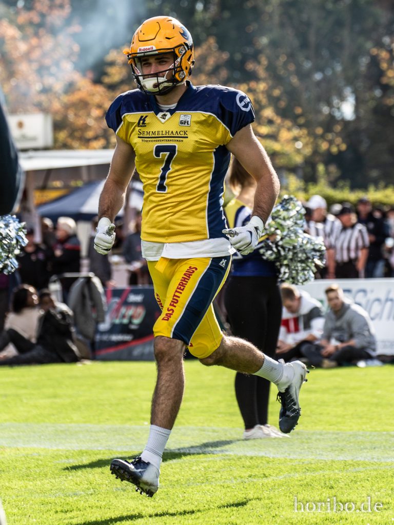 Pirates_vs_Panther_191005-033